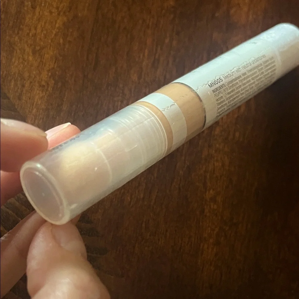🆕 JOAH Perfect Complexion Eye Serum Concealer - Medium with Neutral Undertones